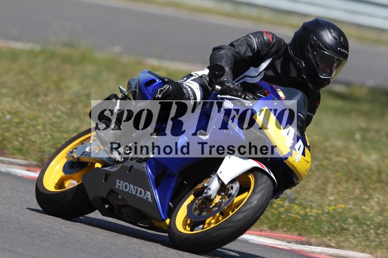 Archiv-2022/40 18.07.2022 Plüss Moto Sport ADR/Einsteiger/44